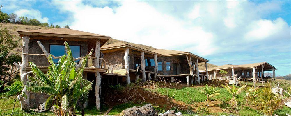 Hotel Hare Uta Hanga Roa Exterior photo